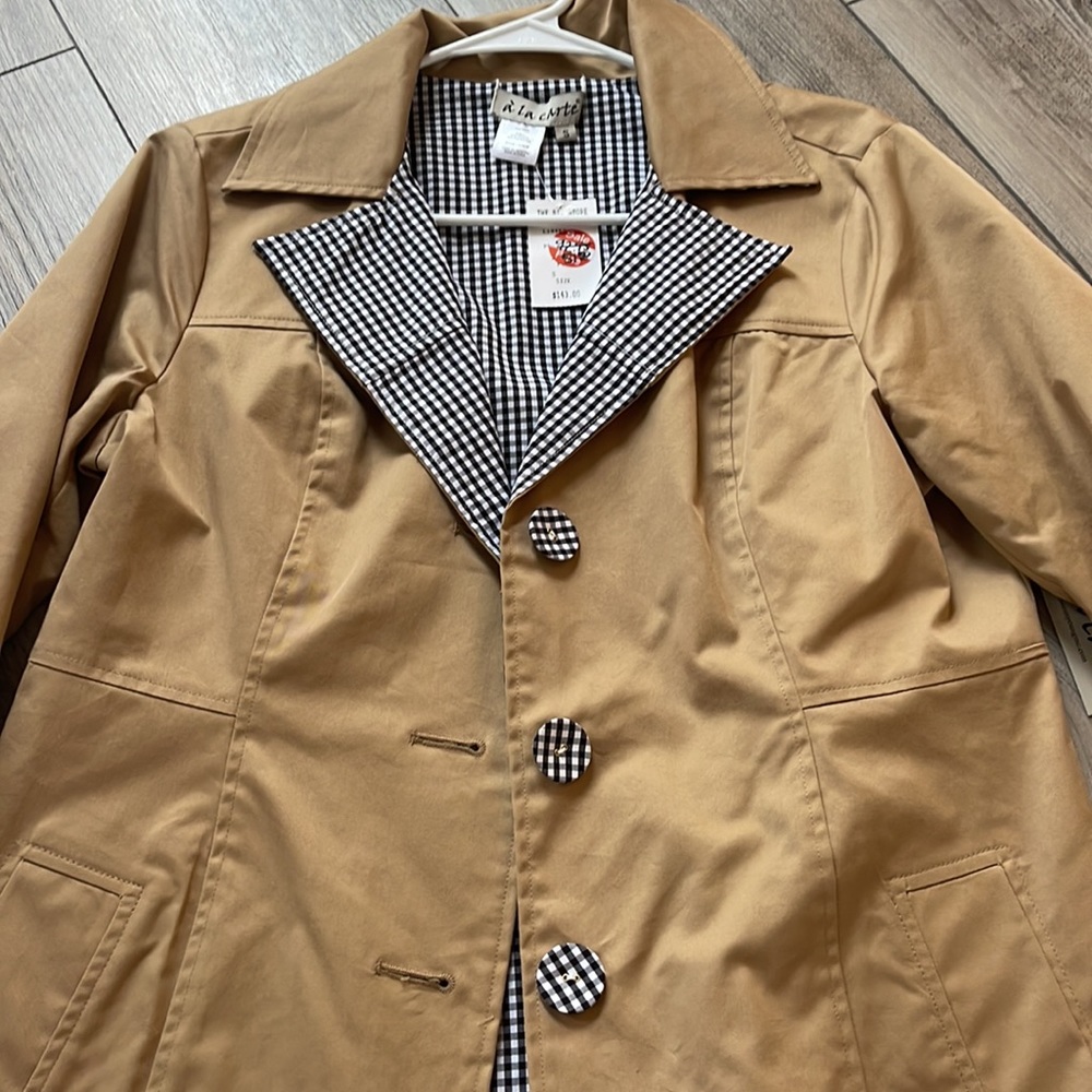 Winter Jacket - Picture 4 of 8
